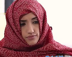 Arab newborn fucked and facialized by masseur