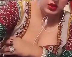 beautiful pak aunty video dally with