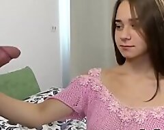 Natural chick spreads tight vagina and gets deflorated